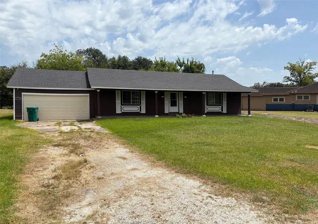 Photo 1 of Single family home for sale at 1218 Jayway St, Orange, TX 77630 | MLS# 42263070 | Listing updated on 2026-09-17