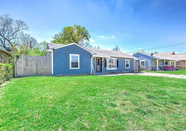 Photo 2 of Single family home for sale at 3910 Luca St, Houston, TX 77021 | MLS# 6136719 | Listing updated on 2026-08-14