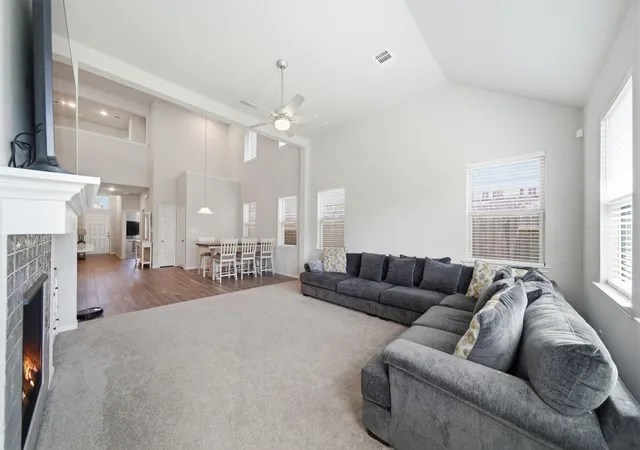 Photo 4 of Single family home for sale at 4310 Pale Fox Ln, Katy, TX 77493 | MLS# 23084114 | Listing updated on 2026-09-08