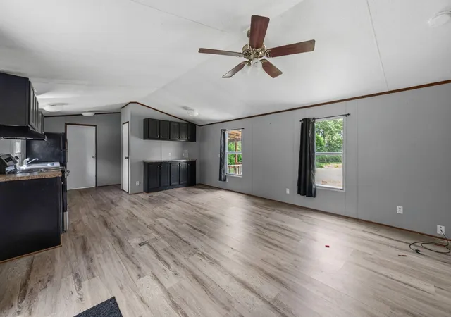 5th image of 539 Virginia St, Shepherd, TX 77371 | MLS# 79446751