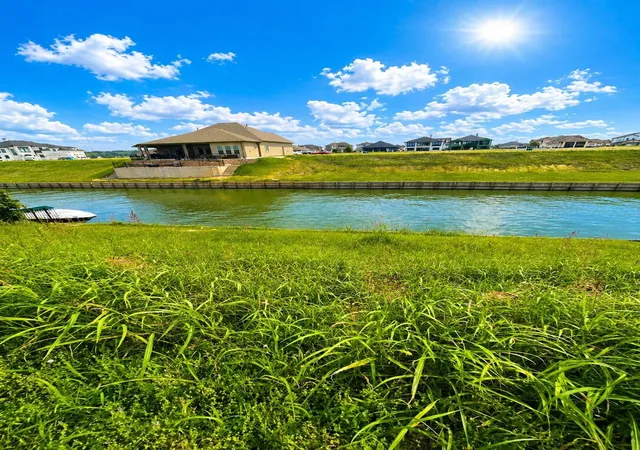 Photo 2 of Land for sale at 10713 S Lake Mist Ln, Willis, TX 77318 | MLS# 6996214 | Listing updated on 2026-08-04