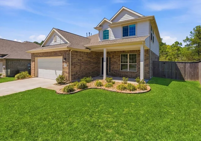 Photo 3 of Single family home for sale at 6048 Heritage Crk Ln, Conroe, TX 77304 | MLS# 49681682 | Listing updated on 2026-08-24