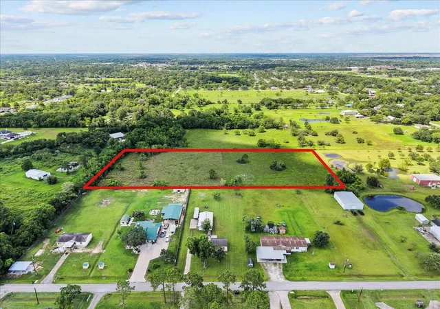 Photo 3 of Land for sale at Tract 2 Ave P, Santa Fe, TX 77510 | MLS# 28769999 | Listing updated on 2026-09-14