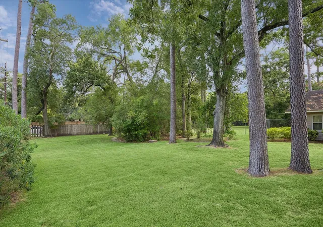 2nd image of 711 Echo Ln, Houston, TX 77024 | MLS# 74842411