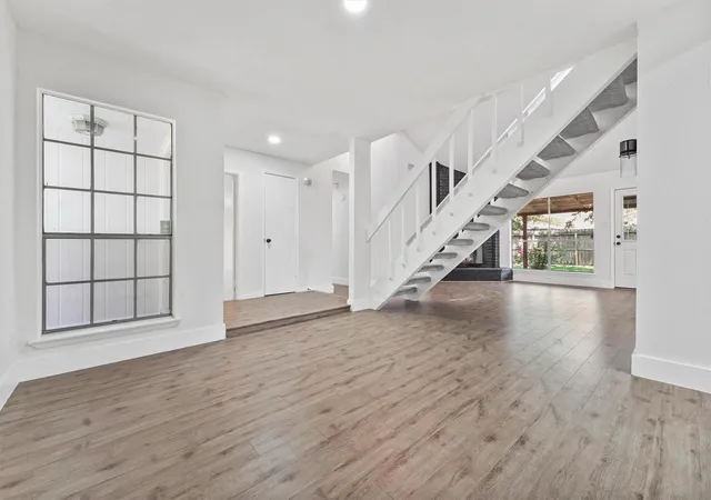 Photo 3 of Single family home for sale at 5707 Toddington Rd, Humble, TX 77346 | MLS# 83310911 | Listing updated on 2026-06-11