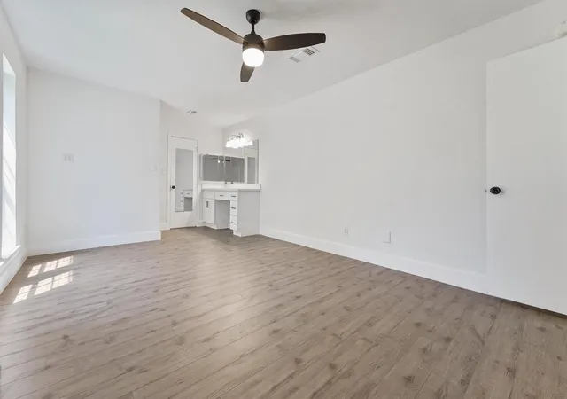 Photo 4 of Single family home for sale at 5707 Toddington Rd, Humble, TX 77346 | MLS# 83310911 | Listing updated on 2026-06-11