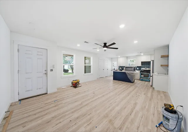 2nd image of 3004 Melody Dr, La Marque, TX 77568 | MLS# 20377781