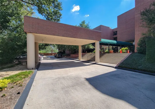 Photo 1 of Sale Pending at 9333 Memorial Dr #414, Houston, TX 77024 | MLS# 95526074 | Listing updated on 2026-07-06