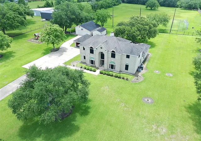 2nd image of 10302 Hanselman Rd #CR69, Manvel, TX 77578 | MLS# 20964285
