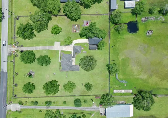Photo 3 of Sale Pending at 10302 Hanselman Rd #CR69, Manvel, TX 77578 | MLS# 20964285 | Listing updated on 2026-10-04