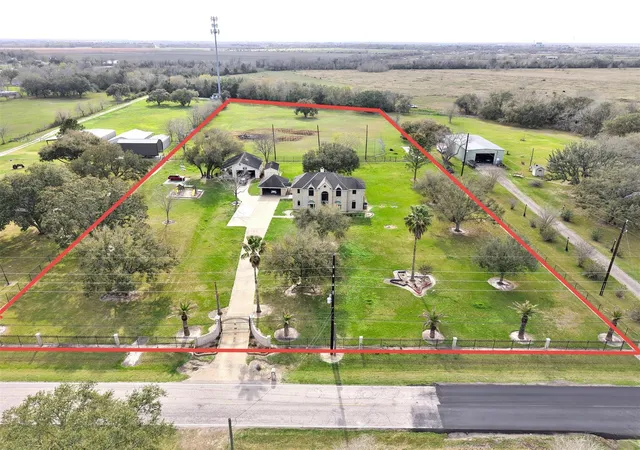 Photo 4 of Sale Pending at 10302 Hanselman Rd #CR69, Manvel, TX 77578 | MLS# 20964285 | Listing updated on 2026-10-04