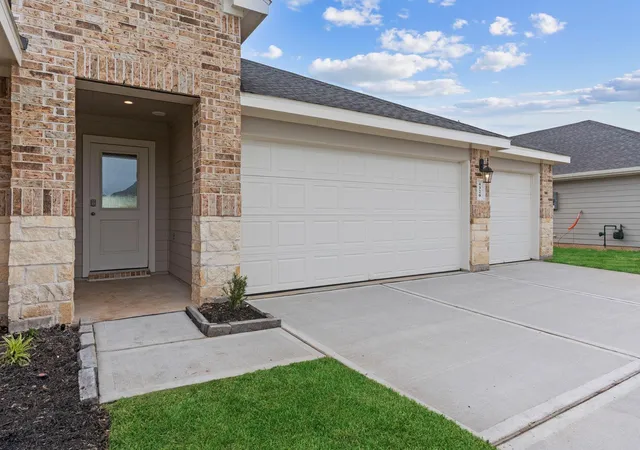 2nd image of 12826 Autumn Morning Lane, Needville, TX 77461 | MLS# 80984571