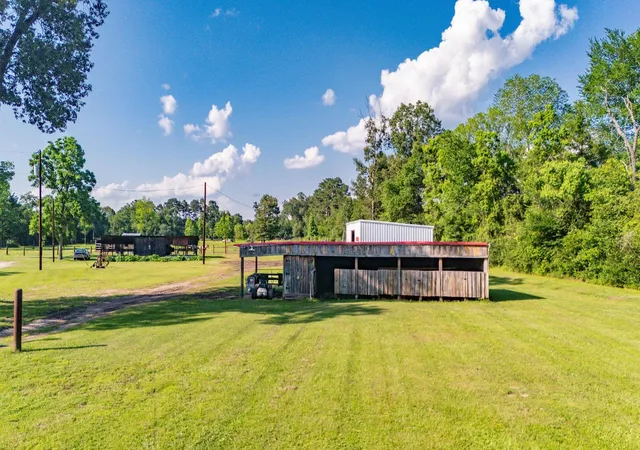 3rd image of 457 E Texas Rd, Lufkin, TX 75901 | MLS# 39717170