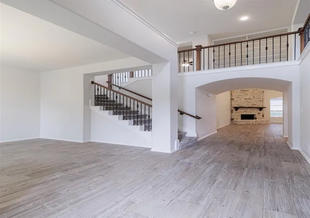 Photo 4 of Sale Pending at 17136 Knoll Dale Trl, Conroe, TX 77385 | MLS# 95802290 | Listing updated on 2026-09-10