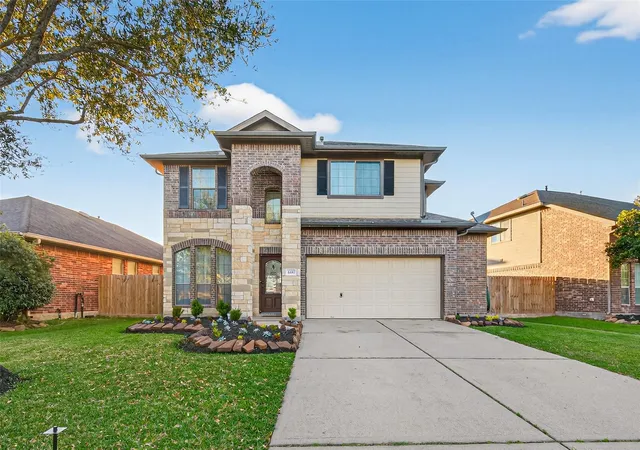 Homes for sale in League City, TX | 4492 Gran Canary Dr, League City, TX 77573 | MLS# 25235880