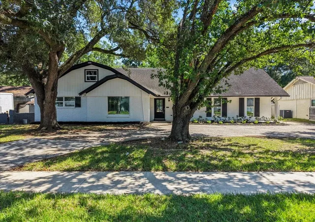 1st image of 8011 Richmond Ave, Houston, TX 77063 | MLS# 25270236
