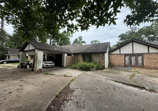 Photo 1 of Sale Pending at 33635 W Decker Dr, Magnolia, TX 77355 | MLS# 47008572 | Listing updated on 2026-09-22
