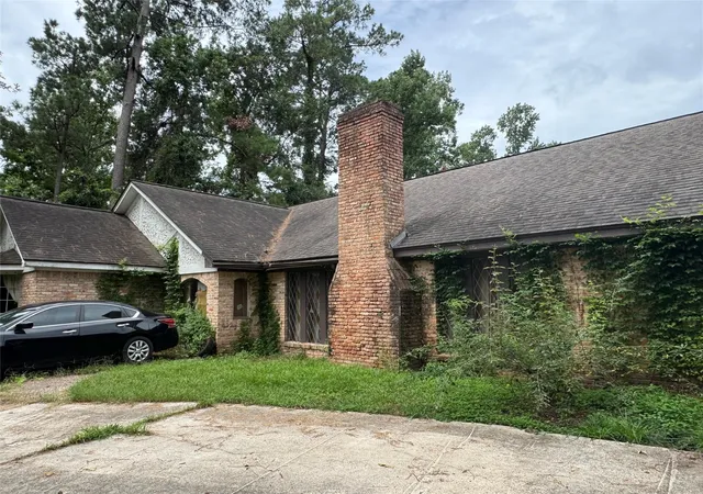 Photo 3 of Sale Pending at 33635 W Decker Dr, Magnolia, TX 77355 | MLS# 47008572 | Listing updated on 2026-09-22