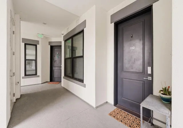 2nd image of 199 Waterpoint Ct #202, Conroe, TX 77356 | MLS# 32829251