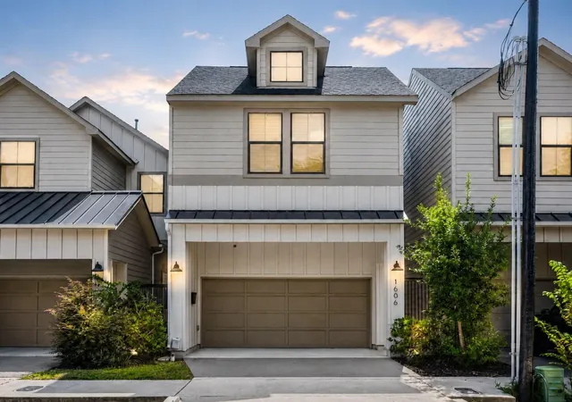Photo 1 of Single family home for sale at 1606 Northwood St, Houston, TX 77009 | MLS# 98340391 | Listing updated on 2026-09-20