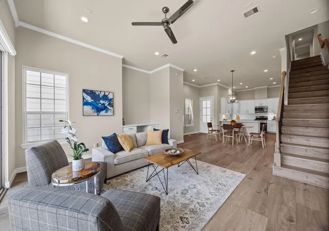 Photo 2 of Single family home for sale at 1606 Northwood St, Houston, TX 77009 | MLS# 98340391 | Listing updated on 2026-09-20
