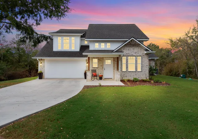 1st image of 11132 Forest Dr, College Station, TX 77845 | MLS# 11647205