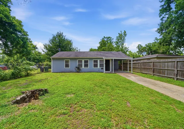 Photo 1 of Single family home for sale at 8146 Panay Dr, Houston, TX 77033 | MLS# 96244713 | Listing updated on 2026-09-18