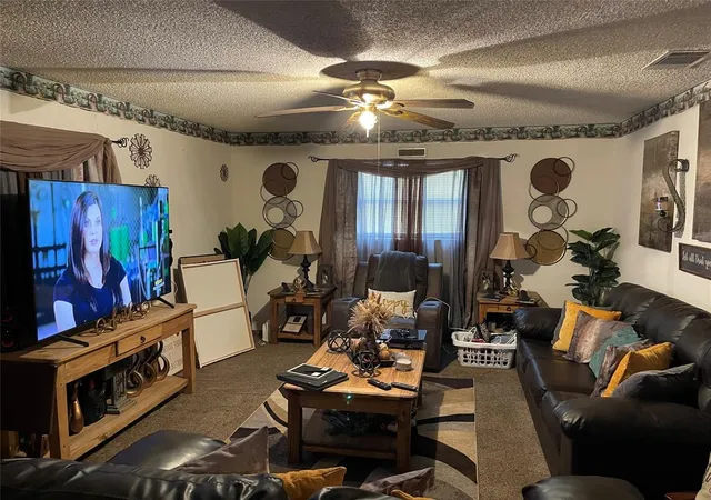 Photo 2 of Single family home for sale at 901 Washington St, Teague, TX 75860 | MLS# 1047912 | Listing updated on 2026-08-29