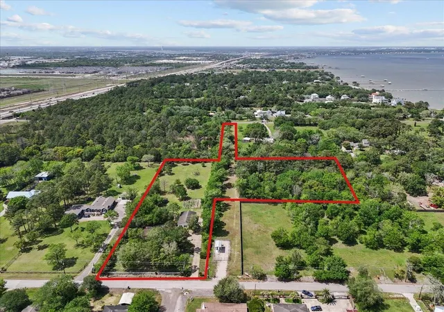37th image of 424 Middleton St, Bacliff, TX 77518 | MLS# 94486645