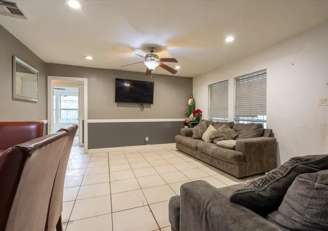 Photo 2 of Single family home for sale at 6817 Kassarine Pass, Houston, TX 77033 | MLS# 55464131 | Listing updated on 2026-06-02