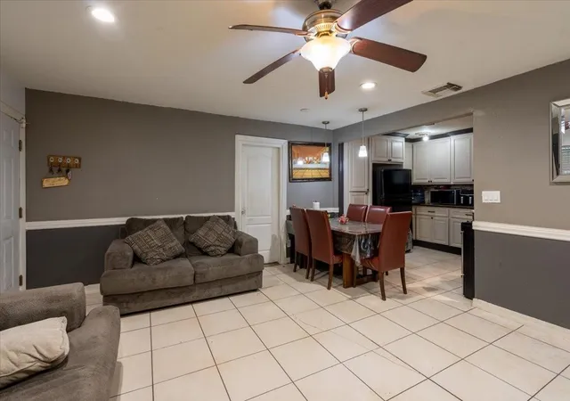 Photo 3 of Single family home for sale at 6817 Kassarine Pass, Houston, TX 77033 | MLS# 55464131 | Listing updated on 2026-06-02