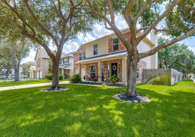 Photo 3 of Sale Pending at 22739 Castleton Crk Ct, Katy, TX 77450 | MLS# 10438570 | Listing updated on 2026-08-30