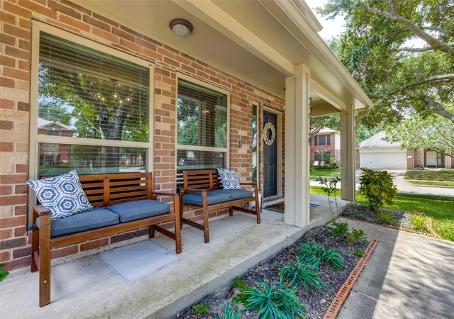 Photo 4 of Sale Pending at 22739 Castleton Crk Ct, Katy, TX 77450 | MLS# 10438570 | Listing updated on 2026-08-30