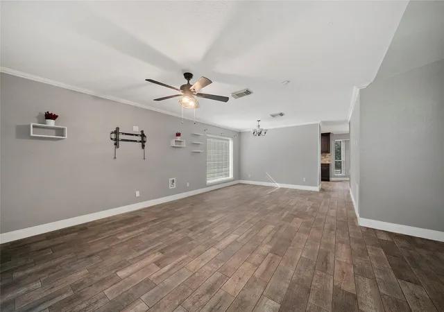 4th image of 1801 Palo Duro St, Friendswood, TX 77546 | MLS# 16337790