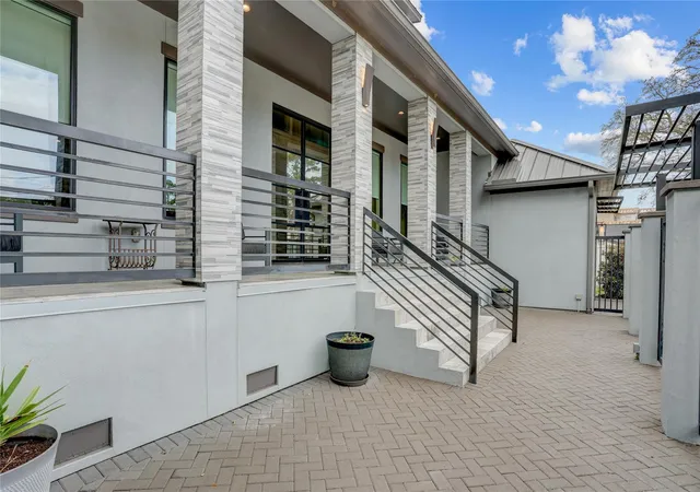 Photo 3 of Single family home for sale at 14223 Indian Wells Dr, Houston, TX 77069 | MLS# 75796849 | Listing updated on 2026-09-16