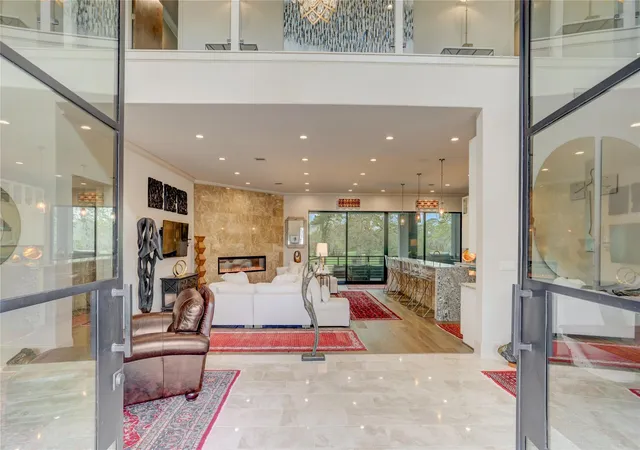 Photo 3 of Single family home for sale at 14223 Indian Wells Dr, Houston, TX 77069 | MLS# 75796849 | Listing updated on 2026-09-16