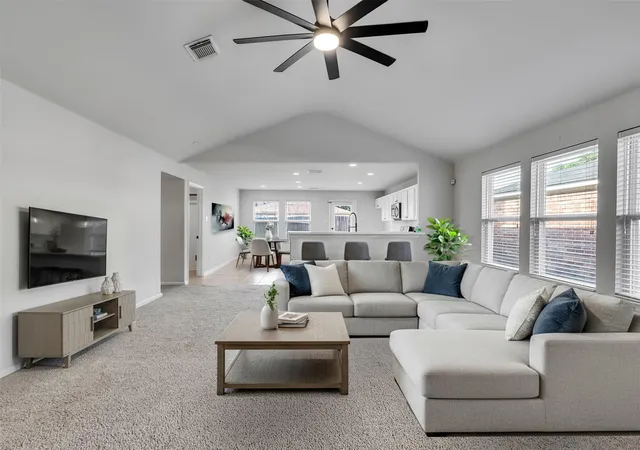 Photo 2 of Single family home for sale at 21518 Gannet Peak Way, Katy, TX 77449 | MLS# 7864816 | Listing updated on 2026-08-29