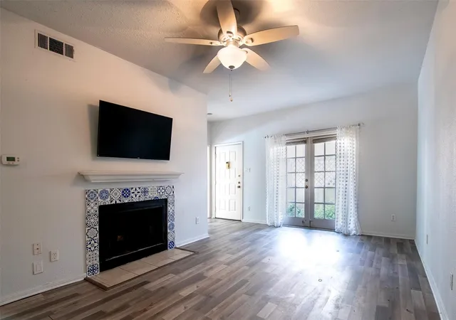 Photo 3 of Condo for sale at 8055 Cambridge St #101, Houston, TX 77054 | MLS# 43074232 | Listing updated on 2026-09-15