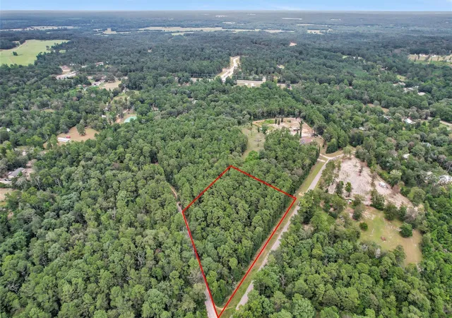 Photo 2 of Land for sale at Lot E 20 Double Crk Rd, Willis, TX 77378 | MLS# 43776362 | Listing updated on 2026-05-07