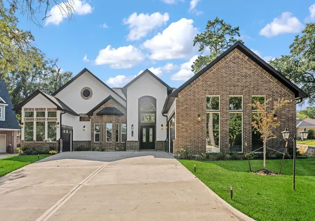 Photo 1 of Single family home for sale at 243 Teewood Ct, Montgomery, TX 77356 | MLS# 72314309 | Listing updated on 2026-09-03