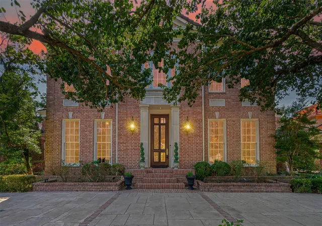 Photo 2 of Single family home for sale at 16703 Southern Oaks Dr, Houston, TX 77068 | MLS# 15229988 | Listing updated on 2026-07-19