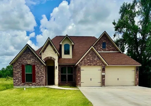 Photo 1 of Sale Pending at 6065 Chandler Dr, Beaumont, TX 77705 | MLS# 46261614 | Listing updated on 2026-09-14