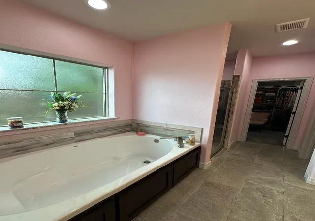 Photo 4 of Sale Pending at 6065 Chandler Dr, Beaumont, TX 77705 | MLS# 46261614 | Listing updated on 2026-09-14