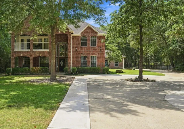 Photo 4 of Single family home for sale at 11632 Prince Andrew Ct, Montgomery, TX 77316 | MLS# 6090594 | Listing updated on 2026-09-12