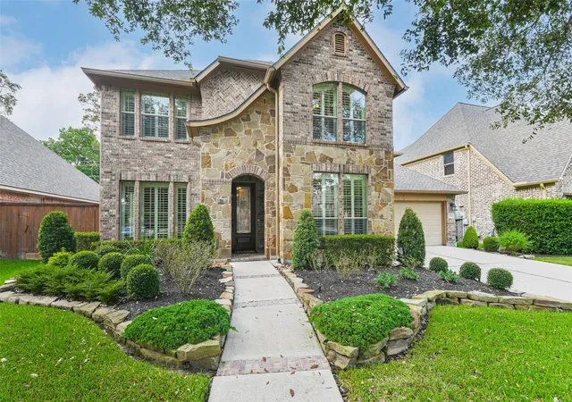 Photo 1 of Sale Pending at 2530 Hendricks Lakes Dr, Spring, TX 77388 | MLS# 52155074 | Listing updated on 2026-08-26