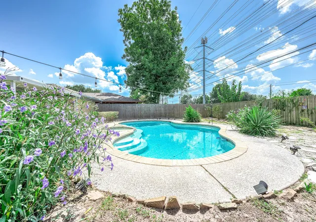 Photo 27 of Single family home for sale at 902 S Kaufman Dr, Deer Park, TX 77536 | MLS# 41491810 | Listing updated on 2026-10-06