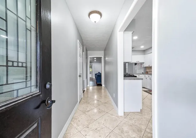 Photo 4 of Single family home for sale at 902 S Kaufman Dr, Deer Park, TX 77536 | MLS# 41491810 | Listing updated on 2026-10-06