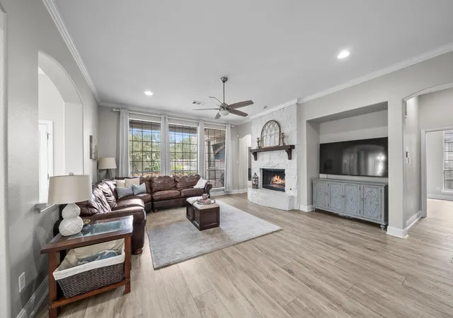 Photo 4 of Single family home for sale at 18442 S Settlers Shore Dr, Cypress, TX 77433 | MLS# 44345654 | Listing updated on 2026-09-15