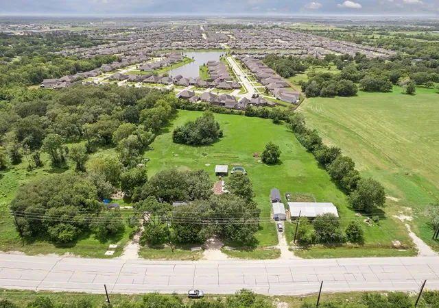 1st image of 6418 Masters Rd, Manvel, TX 77578 | MLS# 88017835
