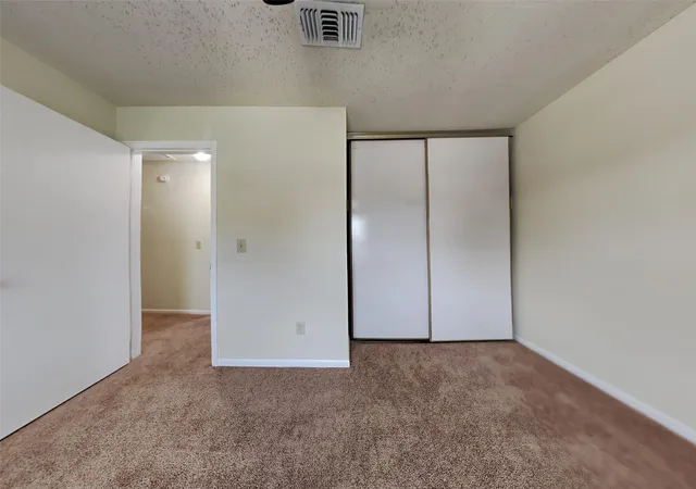 Photo 4 of Single family home for sale at 13322 Somersworth Dr, Houston, TX 77041 | MLS# 30713040 | Listing updated on 2026-09-05